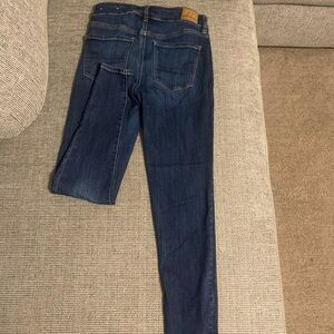 NEW!! Dark blue plain AE jeans size 4